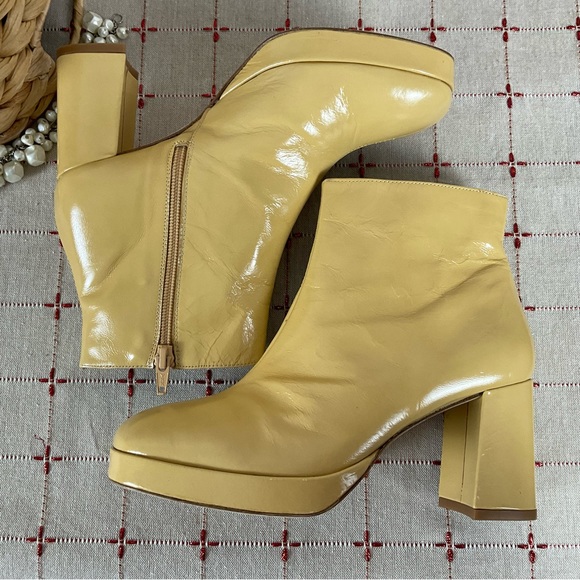 MIISTA Patent Leather Platform Ankle Boots EU 36 US 5.5 Yellow Patent Booties - Picture 6 of 9